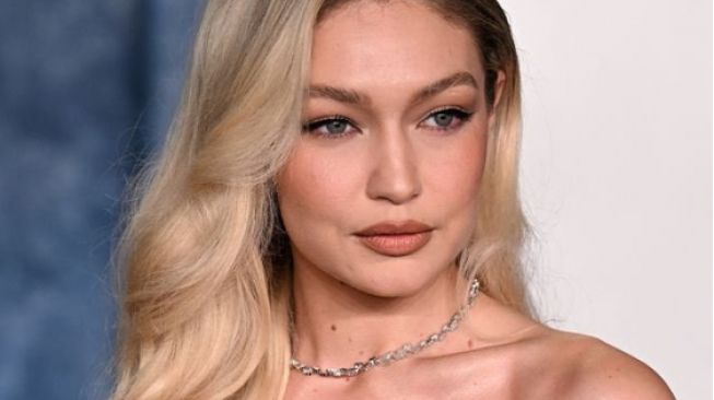 Terjerat Kasus Narkotika, Gigi Hadid Terpaksa Bayar Denda Sebesar Rp15 Juta