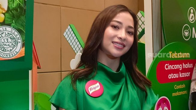 Suami Baru Dapat Rp10,49 M, Nikita Willy Kasih Makan Tempe ke Anak: Sederhana tapi Bergizi