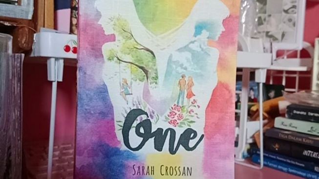 Review Novel 'One': Kisah Kembar Siam yang Berbagi Segalanya Bersama