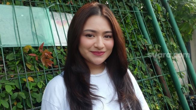 9 Artis Cewek Punya Tato di Bagian Sensitif, Letak Tato Nathalie Holscher Terungkap Setelah Buka Jilbab