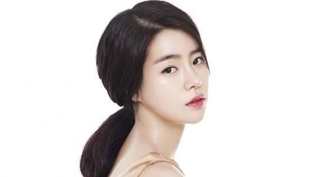 4 Drama Korea Lim Ji Yeon, Best Supporting Actress 2nd Blue Dragon Series Awards