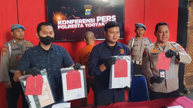 Bermodus Lelang Kendaraan Murah Fiktif, Warga Kebumen Bawa Kabur Uang Rp47 Juta