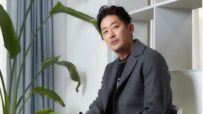 4 Film Populer Ha Jung Woo yang Worth It Disaksikan di Waktu Santaimu!