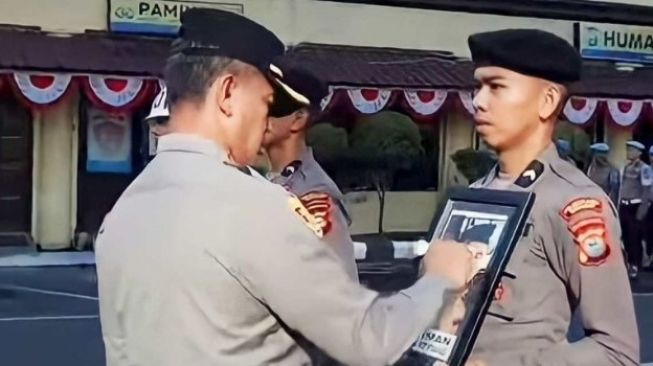 4 Polisi di Kota Makassar Diberhentikan Tidak Hormat