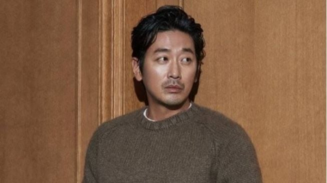 4 Film Ha Jung Woo, Si Best Actor 2nd Blue Dragon Series Awards 2023