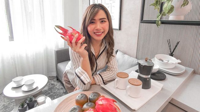 Tak Berhenti Belajar, Regina Boentaran Bisa Jadi Inspirasi Perjalanan Influencer Multi Talenta