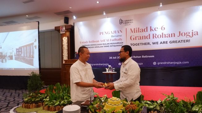 Milad ke-6 Grand Rohan Jogja, Banyak Agenda Spesial: Bakti Sosial hingga Potong Tumpeng