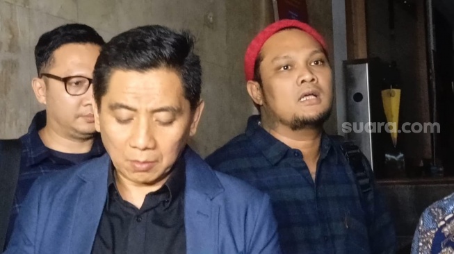 Bukan Mainan, Borgol yang Digunakan Virgoun pada Anak Berbahan Besi dan Berlogo Polri