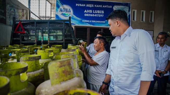 Bobby Nasution Gercep Sidak Pangkalan Gas. 