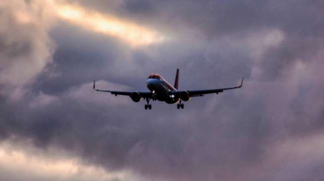 Pesawat Delta Airlines Terbalik di Bandara Toronto, 15 Orang Luka