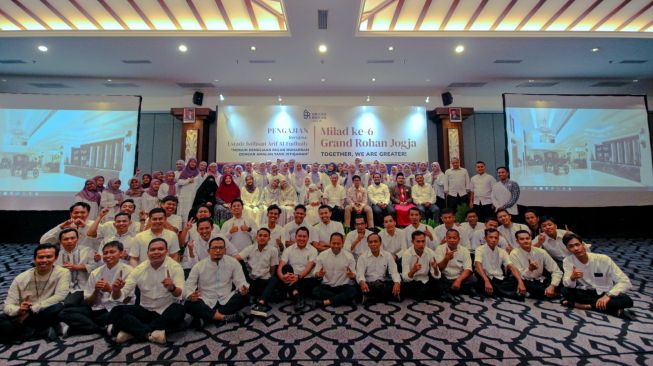 Perayaan Milad ke-16 Grand Rohan Jogja di ballroom Grand Rohan Jogja pada Rabu (26/7/2023). (Dok.Istimewa)