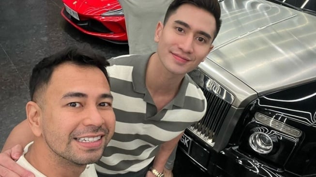 Potret Artis PAN Datangi Rumah Raffi Ahmad (instagram/@raffinagita1717)