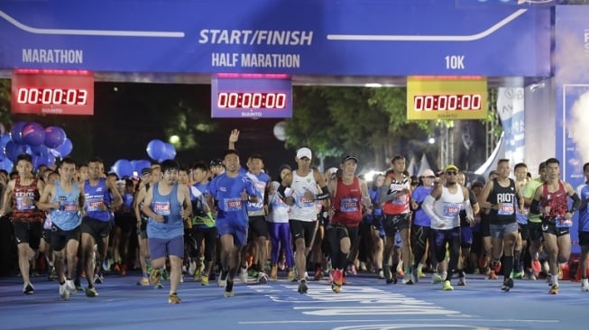 Komunitas ASICS Running Club Ramaikan Pocari Sweat Run 2023