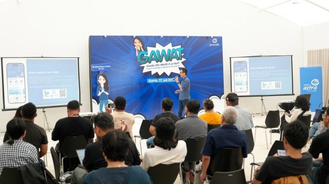 Regional Manager DKI Asuransi Astra, Hendra, saat sedang memberikan materi pengetahuan umum mengenai asuransi serta produk dan layanan Garda Oto kepada rekan media di workshop GAWAT : Garda Oto Worth It or Not secara offline  (27/7/2023) [Asuransi Astra]