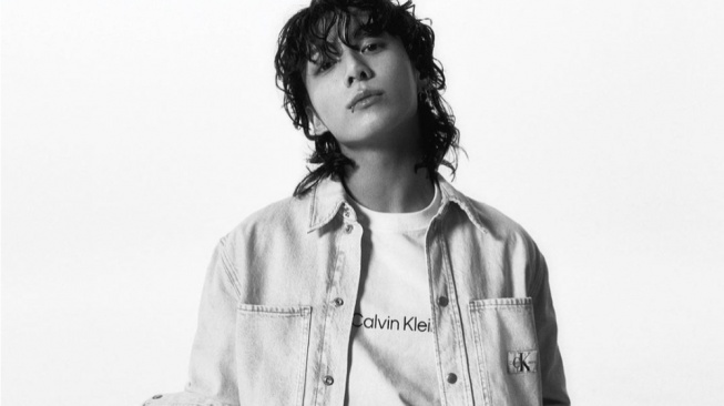 Jungkook BTS (Instagram.com/calvinklein)