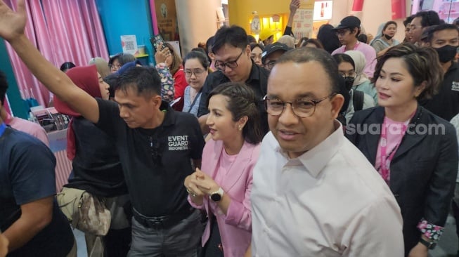 Kunjungi Pameran Skin Care di JCC, Anies Ditawari Free Gift