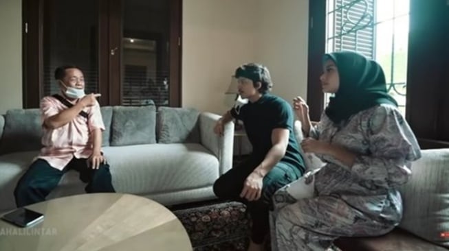 Potret Atta Halilintar dan Pak Arman Sopir Viral (YouTube/AH)