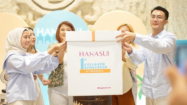 Peluncuran Hanasui Collagen Water Sunscreen dengan improved formula dan kemasan baru untuk melindungi kulit dari cuaca panas ekstrem dan polusi udara. (Foto: Dok. Istimewa)