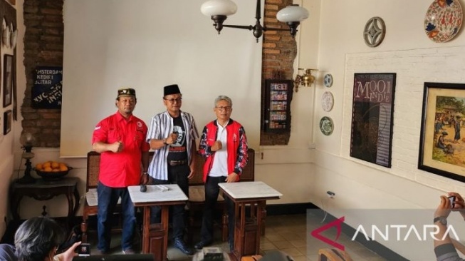 Guntur Romli Tuding Ada Sinyal-sinyal PSI Bakal Berkoalisi dengan Prabowo