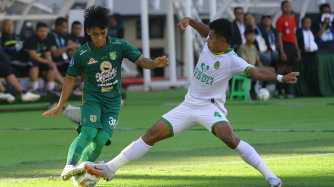 Tekuk Persebaya di GBT, Pelatih Persikabo 1973 Beberkan Kunci Kemenangan Timnya