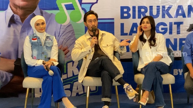 Raffi Ahmad Malu Syahnaz Selingkuh! Ini Reaksi Menyentuhnya saat Bertemu Jeje Govinda