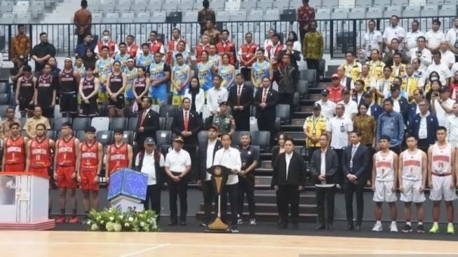 Jokowi Resmikan Stadion Indoor Terbesar RI: Yang Mau Buat Konser Ayo Daftar