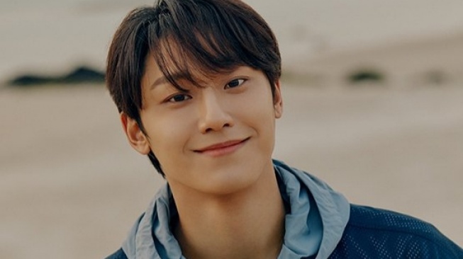 Jelang Pendaftaran Wamil, Lee Do Hyun Tulis Surat Mengharukan untuk Fans