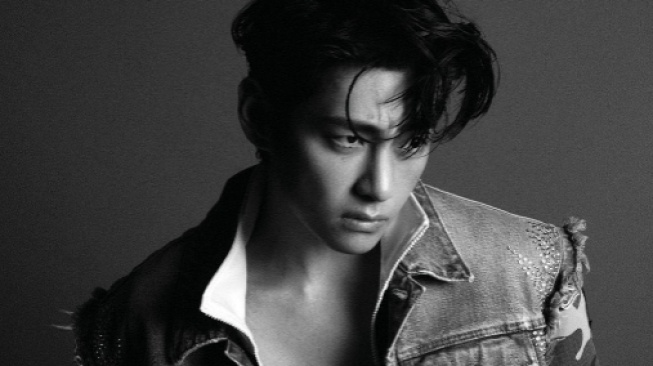 Debut Solo 8 September, V BTS Hadirkan 5 Video Klip dalam Album Layover