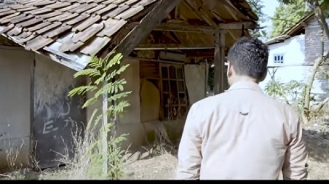 Rumah Panji Petualan Sebelum dan Sesudah Terkenal (YouTube/Panji Petualang)