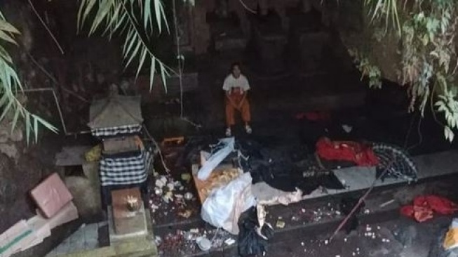 WNA Korea Rusak Pelinggih di Pura Goa Gajah Besakih, Pengelola Akui Luput Pantauan