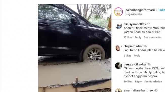 Viral Mobil Dinas Pejabat di Sumsel Lindas Jalan yang Baru Dibangun Sampai Hancur