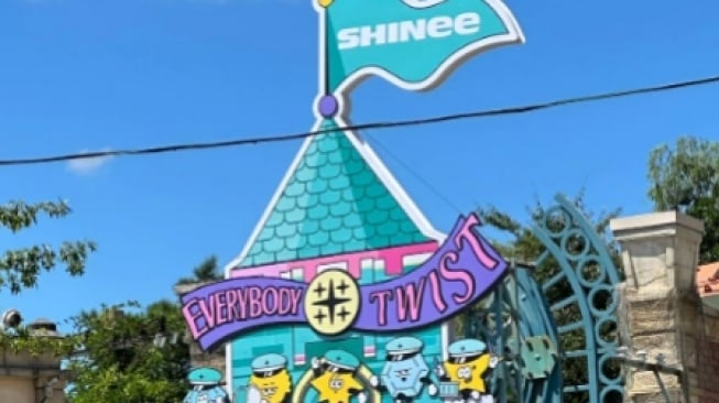 Kastil Lucu Hasil Kolaborasi SHINee dengan Everland Resmi Dibuka, Punya Khas Warna Fandom