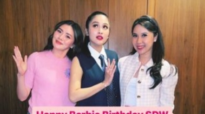 Potret Ulang Tahun Sandra Dewi (Instagram/@sandradewi88)