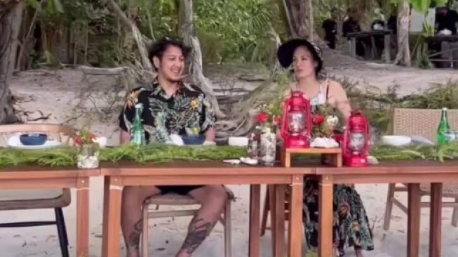 Potret Nadine Chandrawinata Babymoon di Belitung  (Instagram/@nadinelist)