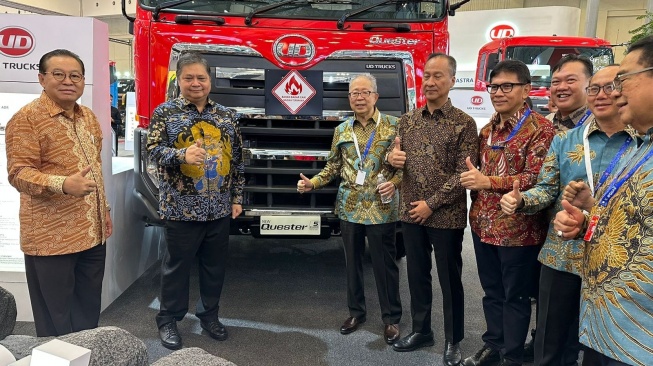 UD Trucks Tampilkan Empat Kendaraan Berstandar Euro 5 di GIIAS 2023