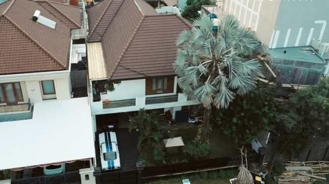 Potret Rumah Baru Rizky Billar dan Lesti Kejora (YouTube AH)