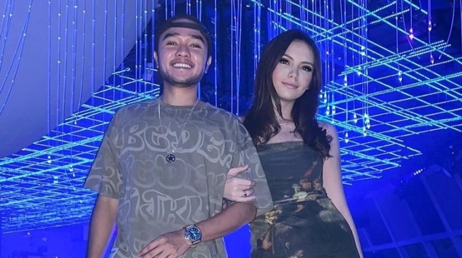 Potret Terbaru Abash Mantan Pacar Lucinta Luna (Instagram/@ashgreyz)