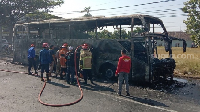 Trauma dan Pilih Pulang Tidak Ikut Piknik, Ini Cerita Penumpang Bus Wisata Terbakar di Sukoharjo