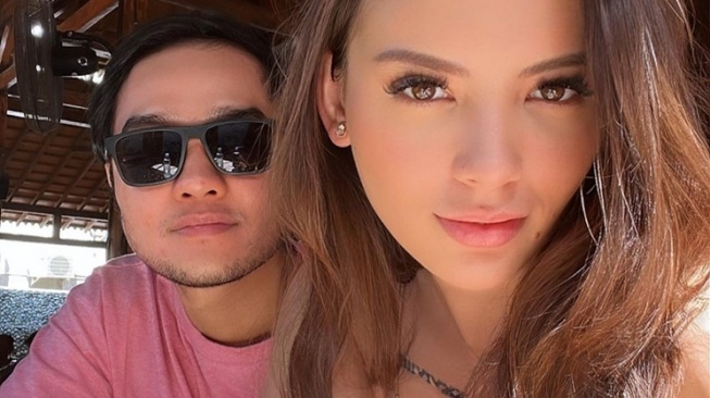 Potret Terbaru Abash Mantan Pacar Lucinta Luna (Instagram/@ashgreyz)