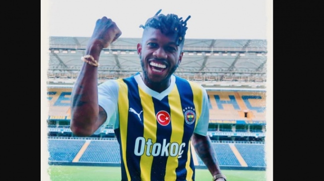 Harga Jatuh Parah, Manchester United Resmi Jual Fred ke Fenerbahce