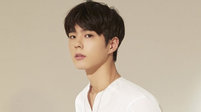 Park Bo Gum Rayakan 12 Tahun Debut, Momen Haru dengan Taeyang Jadi Sorotan