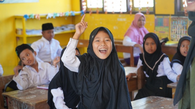 Semen Gresik Gelar SG Goes To School di 11 Sekolah Dasar di Kabupaten Rembang dan Blora