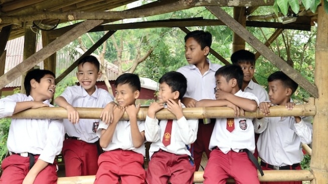 Indonesia Krisis Pendidikan Tata Krama, Salah Siapa?