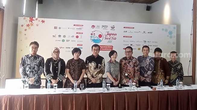 konferensi pers Japan Travel Fair 2023. (Fajar/Suara.com)