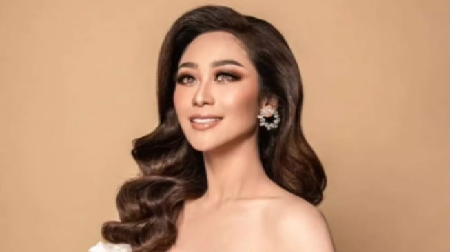 Profil Poppy Capella Pimpinan Ajang Miss Universe Indonesia yang Dicabut Lisensinya