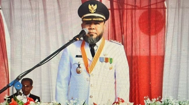 Sebagai Inspektur Upacara, Wali Kota Bengkulu Helmi Hasan Merayakan HUT RI ke-78 di Kota Merah Putih