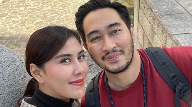 Artis Tetap Bertahan Meski Diselingkuhi Pasangan (Instagram/@ritchieismail)