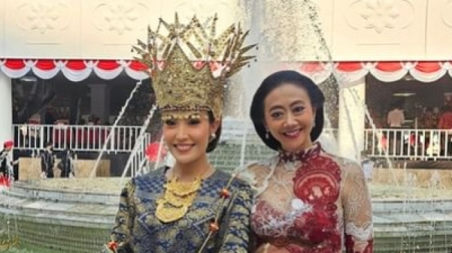 Potret Artis Hadiri HUT Kemerdekaan RI ke-78 di Istana (Instagram/@mrsayudewi)