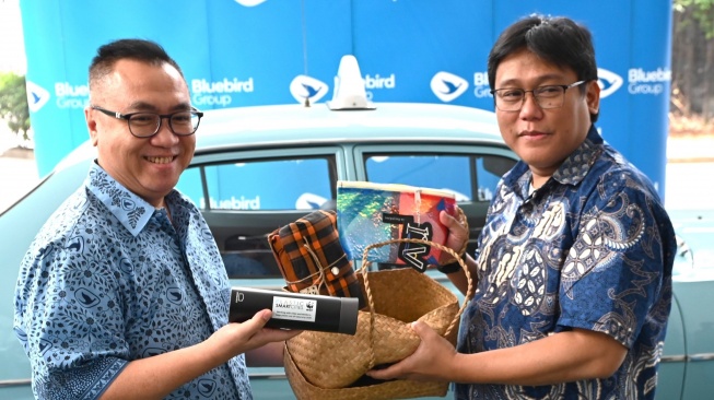 Kurangi Sampah Plastik Melalui Program Plastic Smart Cities