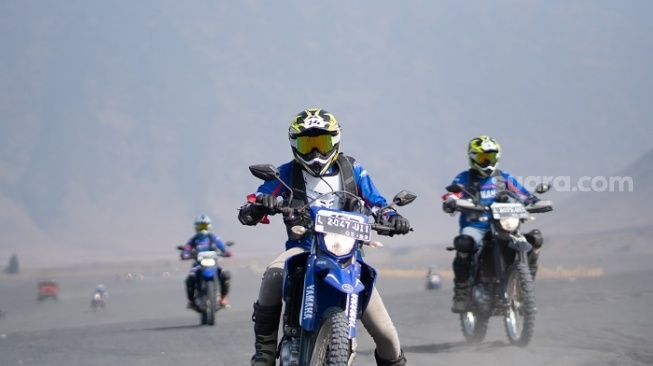 Gaspol! Yamaha WR 155 R Trabas Lautan Pasir Gunung Bromo